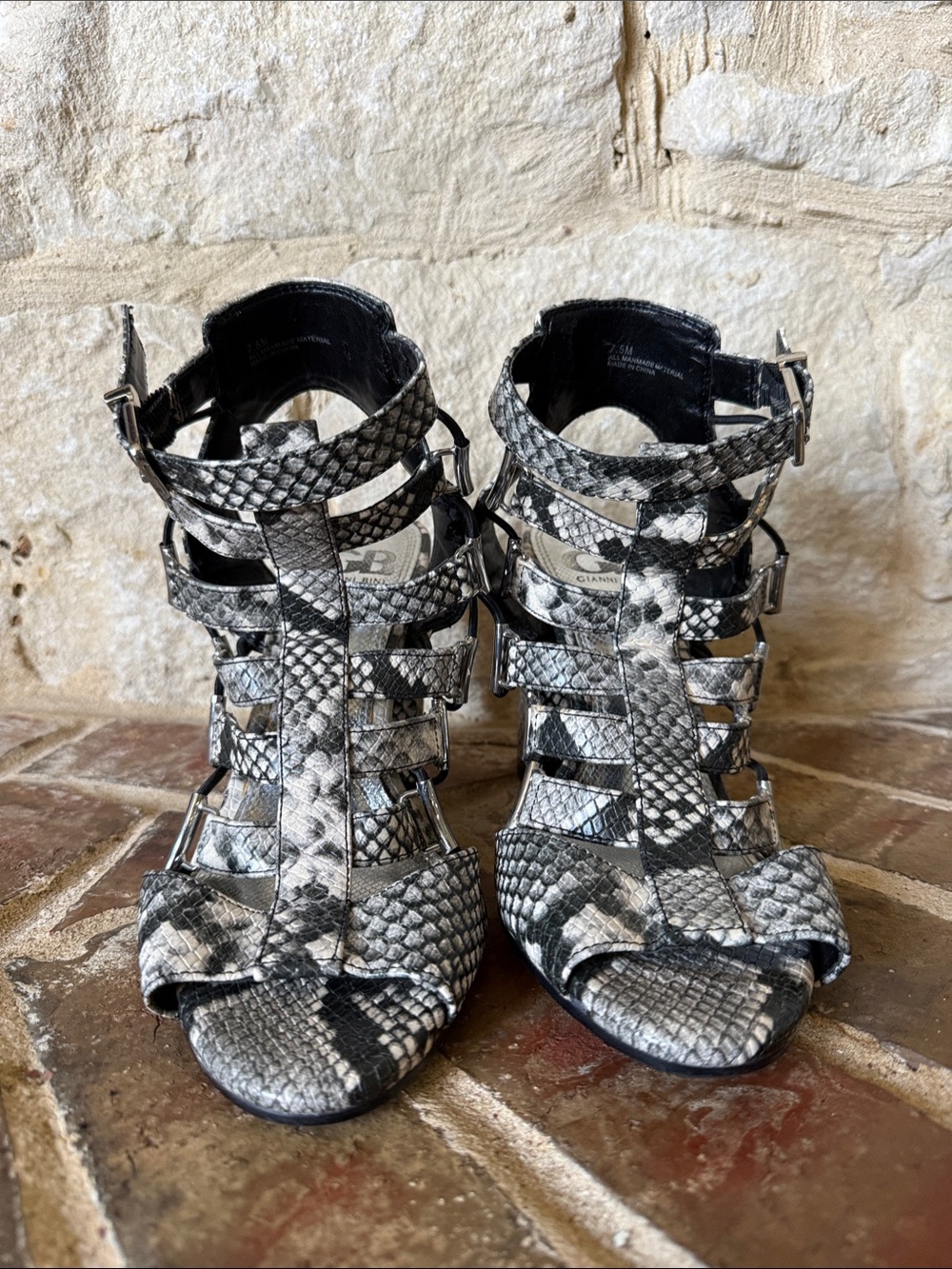 GIANNI BINI Black & White Snake-Print Strappy Block Heel Sandals